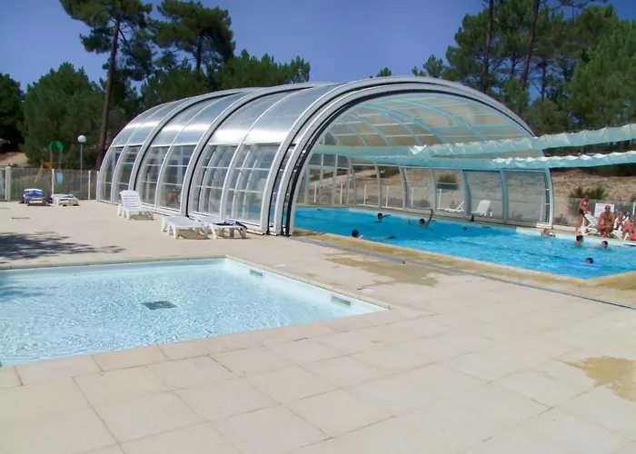 Village Les Dunes - Domaine De Bombannes Feriepark